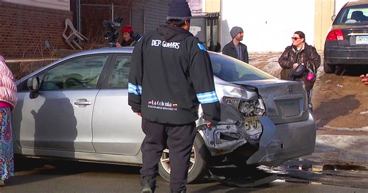 St. Paul won't tow abandoned vehicles due to ICE arrests