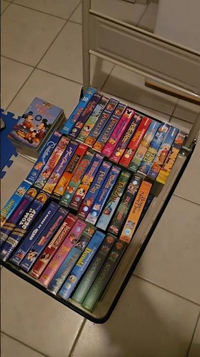 Ma collection VHS Disney – je trie avec ma fille 🥰 #shoets #vhs #collection #retro