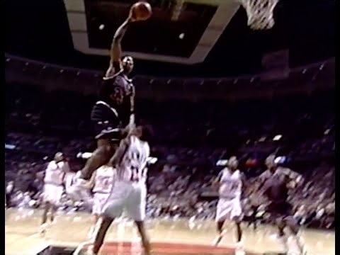 Bulls vs Clippers In Anaheim - December 2, 1995