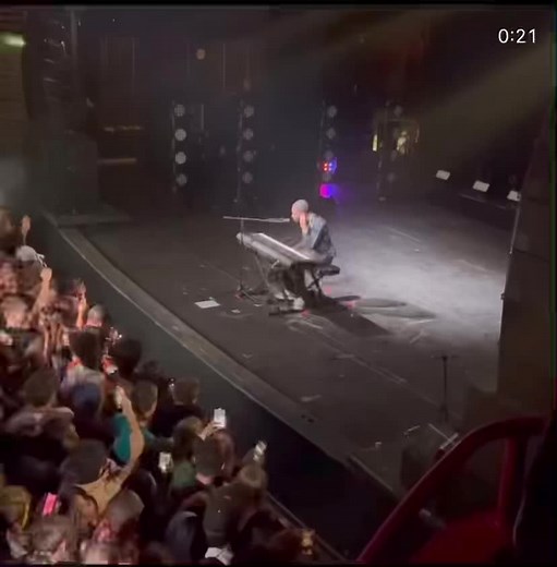 Santandave Performing Homecoming by Kanye West Live in Chicago