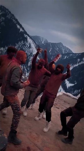 Fouj ki Holi 🎊💥😎| Indian Army Celebrating Holi 🇮🇳 ‪@21_Para_sf‬ #indianarmy#army#reels#shorts#holi