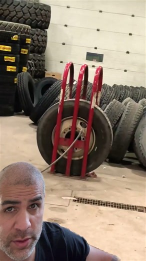 Truck Tire EXPLODES! #cdl #truckdriver #trucking