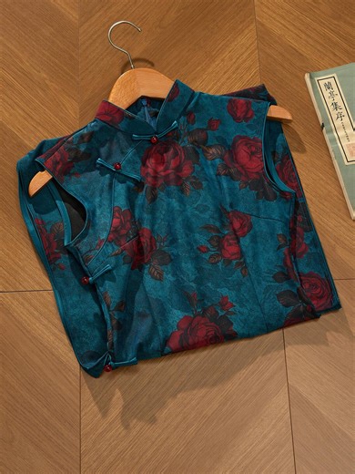 Rose Print Old Shanghai Sleeveless Qi Pao: Vintage Mesh Modern Dress