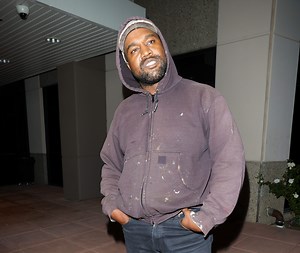 Kanye West's 2016 Breakdown Saw Him Drawing On Bedsheets & Putting Pans In Luggage: Report