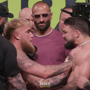 6.4M views · 22K reactions | The final faceoff between Jake Paul and Platinum Mike Perry erupts into chaos after a shove  | MMA Fighting | Facebook