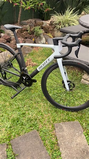 Ciclo Biker on Instagram: "Scott Addict RC PRO 💥💥💥 Precio: ₡5.350.000 Shimano Dura Ace di2, aros syncros carbón y manivela integrada. #CyclingRocks #Scott #road #ruta #cycling ✅Para mas info Escríbenos por WhatsApp click aqui: 📲https://wa.me/50684237837) ☎️Telefono:2235-2638/2236-5554 Estamos Ubicados: Moravia, de Plaza Lincoln 500 mts al sur, contiguo al Banco Davivienda."