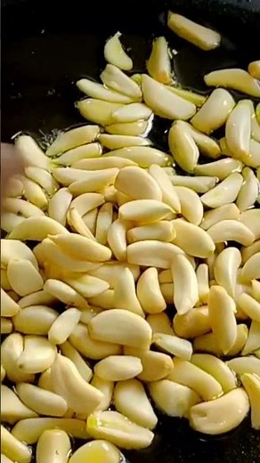 Easy Indian Garlic Pickle Recipe