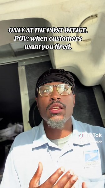 Only at the post office.. yall gone be mad at me lol. Petty side activated. #viibewelch #mailman #mailcarrier #mailmanproblems #postman #funnyvideos #pettymailman