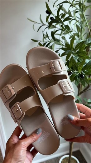 Britney Henderson on TikTok