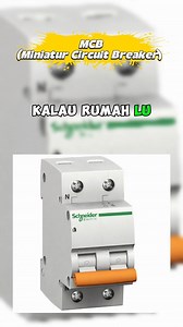 Kelihatannya simpel, tapi fungsinya krusial ⚡ Ini MCB (Miniature Circuit Breaker), pelindung instalasi listrik dari overload & short circuit. Kalau arus berlebih? MCB trip duluan, bukan kabel yang kebakar 🔥 Pastikan pilih rating & tipe yang tepat, biar instalasi aman dan sesuai standar. Listrik aman, kerja pun nyaman 💪 Hashtag: #MCB #SchneiderElectric #InstalasiListrik #Elektrikal #PanelListrik | Ujang Tea