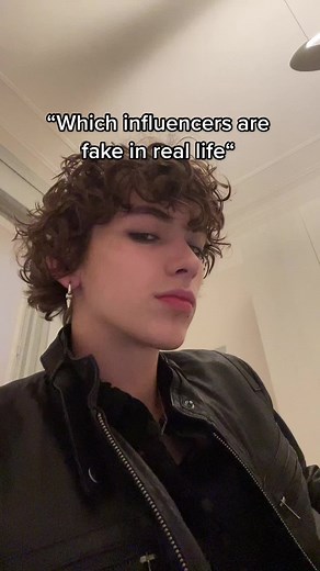 Daniel Millar (@danielmillarr)’s videos with 1 man 2 man 3 man down - #liyáhh🎀.