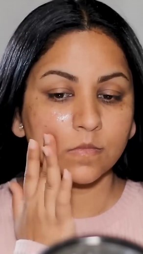 How I stop my concealer from creasing #concealerhacks #creasing #makeuptutorial #reels #beginnersmakeup #makeuptips | Smitha Deepak