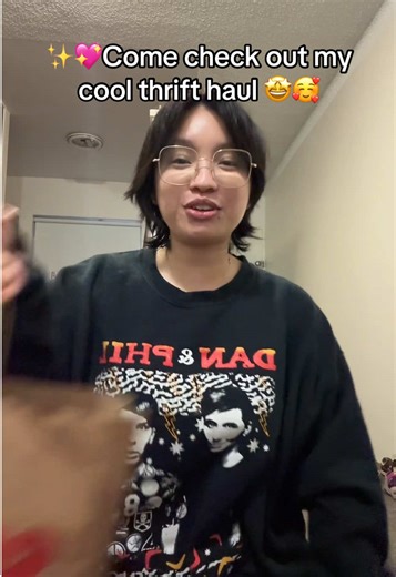 This is both a joke and not a joke I just really wanted some more grandma nightgowns also don’t even ask me about the double McLaren DSQ I’m trying not to get angry again 😭😭🙏🏼🙏🏼 #fashion #thrifthaul #shopping #thrifting #fyp