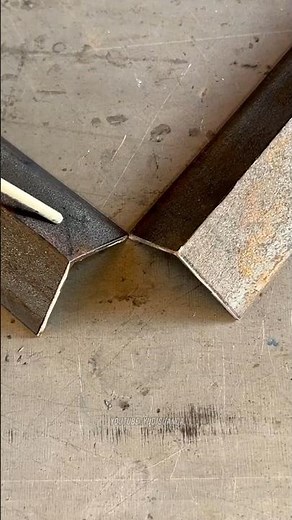 A clever trick for cutting thin L-shaped angle iron that few people know about.