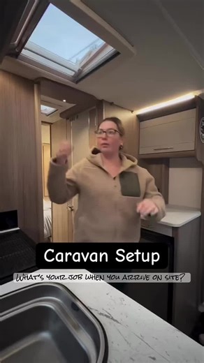 Efficient Caravan Setup: Inside vs Outside Roles