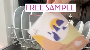 FREE SAMPLE - Tinkle Dishwasher Sheets: Stronger, Bigger, Better!  Powered by solid enzymes for 3x stronger clean  Plant-based  Plastic-free packaging  Larger sheets for more cleaning per sheet Get your FREE sample with 5 sheets - up to 10 loads (just pay $3.50 for shipping) and give Tinkle a try https://tinkle.com.au/products/free-sample-tinkle-dishwasher-sheets | Tinkle Australia | Facebook