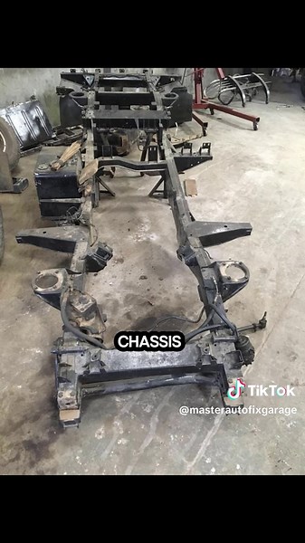 Here’s how we brought this Land Rover Defender pickup back to life #masterautofixgarage #kenyantiktok🇰🇪