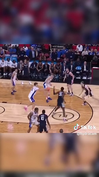 Insane College Basketball Highlights from March Madness