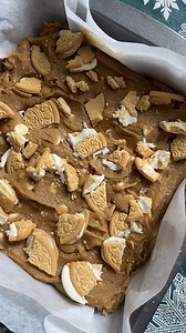 1.2K views | Part 3. These Golden Oreo Cookie Bars are the perfect easy, delicious, and festive dessert to make this holiday season! | Brooki Bakehouse | Facebook