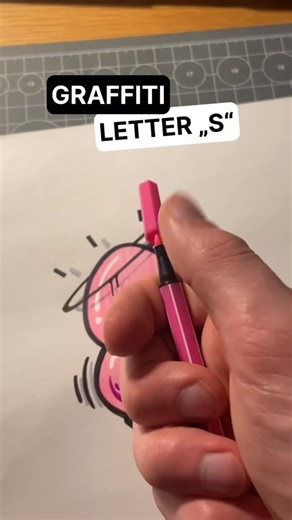 Graffiti | Lettering on Instagram: "🔥Find more tutorials on our page! #graff #graffitiletters #graffiti #streetart #drawingvideo Graffiti Writer Streetart Spraypaint Letter Tutorial Handstyle"