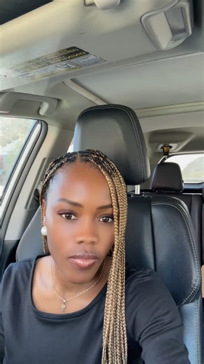 Regarde simplement les Présidents du Benin et tu vas comprendre… et TLON est lui même de OUIDAH😅😍❤️ #benintiktok🇧🇯 #vodundays #maville #beauténaturelle #femmeintelligente