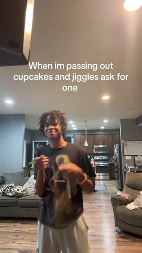 @Jiggle. farts3 @Jiggle.farts2 #cake #trending #blowthisup #viral #dpmo