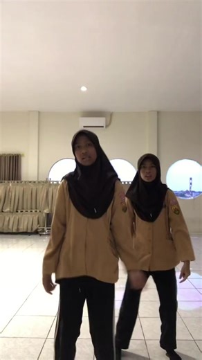 Red Red Dance Tutorial | Cortis Dance Moves
