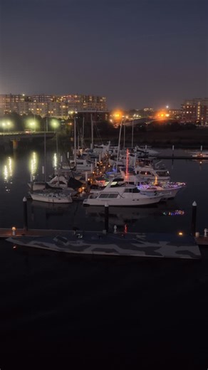 Droning Charleston on Instagram: "Very rare Sea Lion spotting in Charleston Harbor. Not the animal, something more rare. The 30 million dollar Sea Lion Combatant Craft Heavy (CCH) IIII is 1/1 in this configuration and the newest member of the small but mighty CCH fleet of 4. I believe this is the first ever filming of this one since it is so new. This particular craft is used exclusively by naval Special Forces, & played a key role in the recent Venezuelan raid to capture Maduro—— recon, intelli