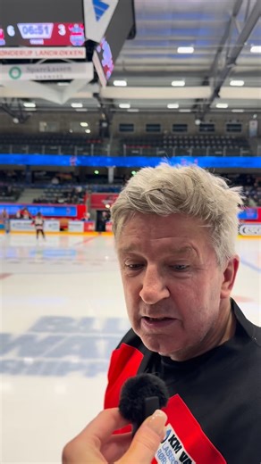 For andet år i træk afholdt vi CELEBRITY HOCKEY, og hold nu op hvor er vi glade for, at I elsker det lige så meget som os! 🏒🔥 Det blev en aften fyldt med underholdning for hele familien. Kæmpe tak til alle jer, der mødte op og støttede en god sag, og ikke mindst til vores fantastiske celebrities, som gjorde aftenen helt særlig. HAVDE I EN GOD AFTEN? 👀✨ | Aalborg Pirates