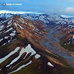 The rivers & mountain ranges of Iceland make up the backbone of the country!😍 #guidetoiceland | Guide to Iceland