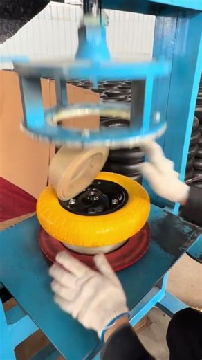 Wheel Press-Fit Installation Process | Satisfying Hydraulic Press Assembly