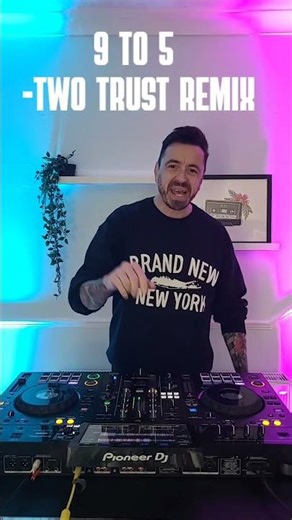 The Best Wedding Songs To Get Everyone Dancing | Wedding DJ Playlist Tips #weddingdj