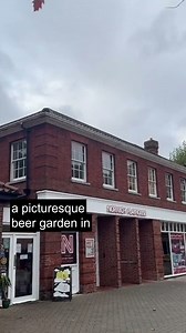 Step into Norwich’s Creative Quarter 🎨 🎭 A vibrant hub perfect for you to explore and get inspired. Immerse yourself in history at Norwich Castle Museum & Art Gallery a stunning landmark filled with fascinating exhibitions. Or catch a recent release or timeless classic at Cinema City Norwich, the city’s quirky 17th-century 3-screen cinema. You can also stop by next door to East Gallery which has free exhibitions across the year. And don’t miss the unique atmosphere of the Norwich Theatre Playh