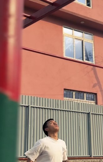 Mastering Muscle Ups: Tips for Beginners