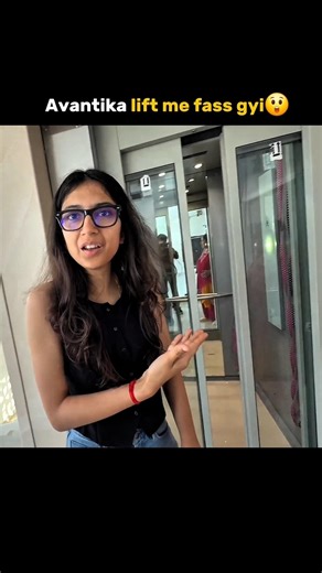 Avantika lift me fass gyi 😲 sourav joshi vlogs