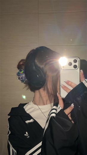 DIY Printed Flower Stationery Hair Clip Tutorial