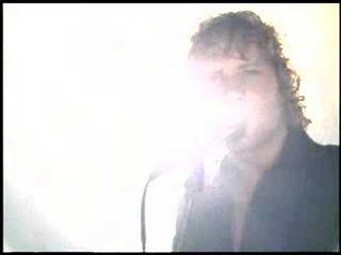 Dierks Bentley - Come A Little Closer