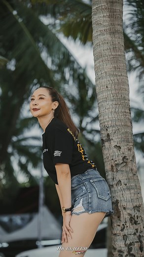 สวยแบบคลูๆกับเสื้อ Collection สุด Exclusive BK Clutch💛 . . . ช่องทางการสั่งซื้อ สามารถติดต่อในInbox เท่านั้น❗️ *สามารถสอบถามรายละเอียดเพิ่มเติมได้ที่ 👉📲 097-113-3255 📌ติดตามการแข่งขันและกิจกรรมดีๆของพวกเราได้ใน FB : BK Racing Clutch IG : bkclutch #bkcmotorsport #bkracingclutchmotorsport #BKRacingClutch #BKClutch #BKCMotorsport #BKC #bkcollection #bktshirt #tshirts #collection2024 #newcollection2024 #คลูๆ | BK Racing Clutch