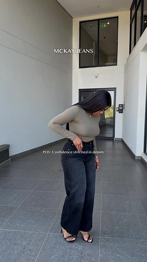 ZARA Black Wide Leg Jeans - High Waisted Fashion