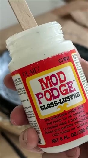 The genius way people are recycling old frying pans!