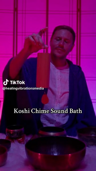 ❤️Koshi Chime Sound Bath . These are two of four elemental Koshi chimes, Fire and Water. Each has a very distinct sound and creates completely different feelings within me. . The first chime I play is the Fire chime, the second is the Water chime. . Take a moment to listen to both of them and observe how they each make you feel. . Let me know your thoughts in the comments. . Thank you for being here. Big hugs coming your way, Vibe Tribe 🤗❤️ . #chimes #soundbath #healingvibrations #soundtherapy 