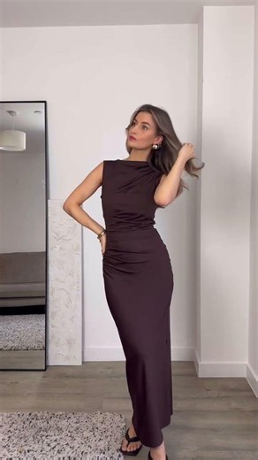 Dark sleeveless dress that hits 🍰 #shorts #fashion #style