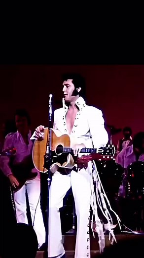 Funny Elvis Presley Moments That Will Make You Laugh