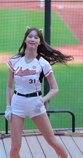 Colorful Pistol Dance @ayaka_fujimoto17 #Uni-Lions #AYAKA #AsiaPacificBaseballField