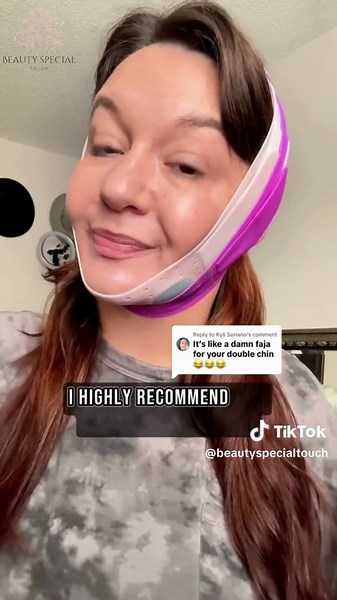 Unlock the secret to a sculpted face while you sleep with our V FACE SLEEP MASK 💖🌜. Effortless beauty in your slumber. Tap in for sculpted elegance and follow for more beauty secrets! https://www.beautyspecialtouch.com/collections/skin-care-products/products/v-line-face-sculpting-sleep-mask #SleepingBeauty #VShapeMask #FacialSculpting #nighttimeskincare