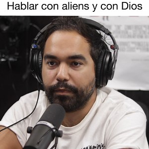 352K views · 8.2K reactions | La mujer que habla idioma alien y las personas que piensan que hablaron con Dios Jacobo Wong | Roberto Mtz | Facebook