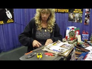 Sharpening Knives, Billie Jo's Block Demonstration the Block sharpener.