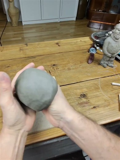 Pinch pot made easy! #clay #ceramic #pinchpot