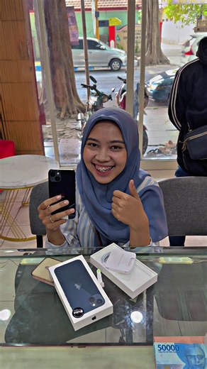 LATE POST✌️ TERIMAKASIH BANYAK KAK SUDAH UNBOXING DI JAVASTORE MOJOKERTO SEMOGA AWET YA HPNYA🙏🏻 📍 JAVASTORE MOJOKERTO Open store 10;00 s/d 20;00 wib. #iphone #iphoneibox #unboxing #fyp #promo