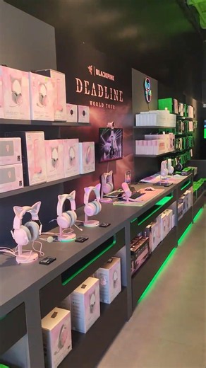 اكتشفت محل Razer النادر في سان دييغو! 🔥#razor #gaming #محل_العاب #arabicgaming #سان_دييغو #ريزو